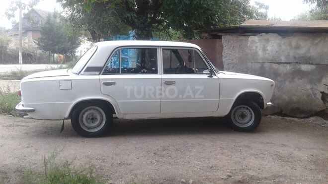 LADA (VAZ) 21011 1979, 330,000 km - 1.5 л - Astara