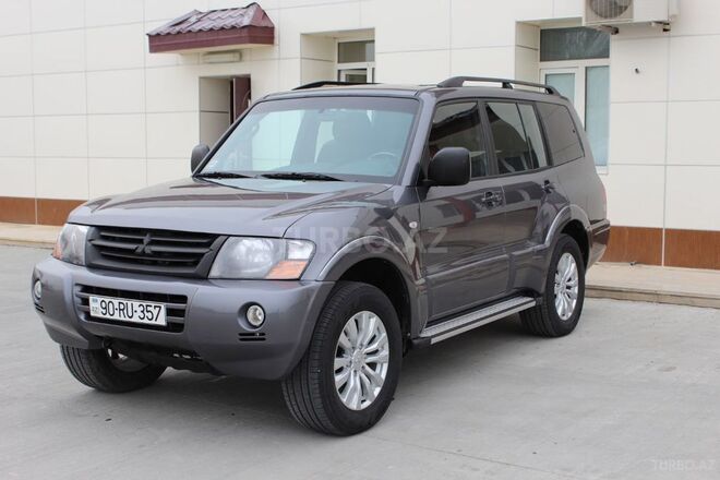 Mitsubishi Pajero 2006, 215,000 km - 3.0 l - Bakı