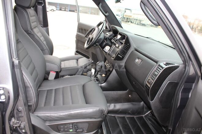 Mitsubishi Pajero 2006, 215,000 km - 3.0 l - Bakı