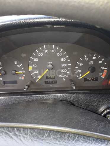 Mercedes C 180 1994, 171,197 km - 1.8 l - Yevlax