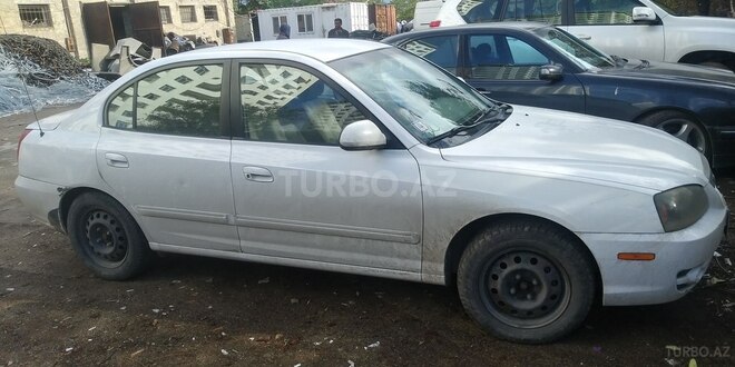 Hyundai Elantra 2004, 190,000 km - 2.0 l - Bakı