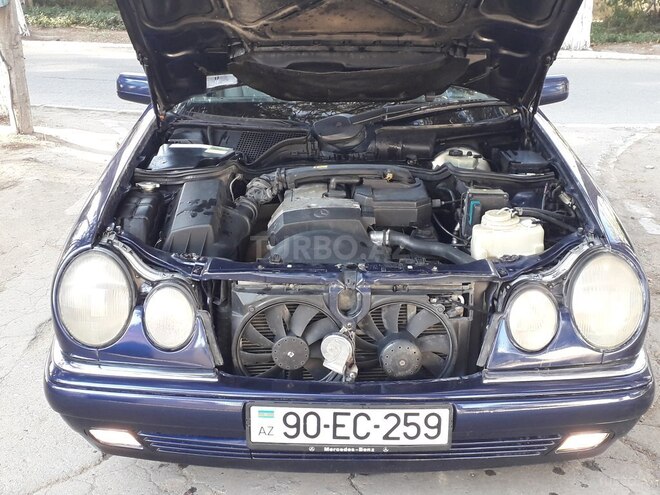 Mercedes E 230 1996, 340,000 km - 2.3 l - Sumqayıt