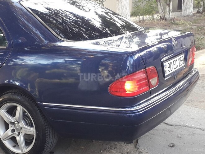 Mercedes E 230 1996, 340,000 km - 2.3 l - Sumqayıt