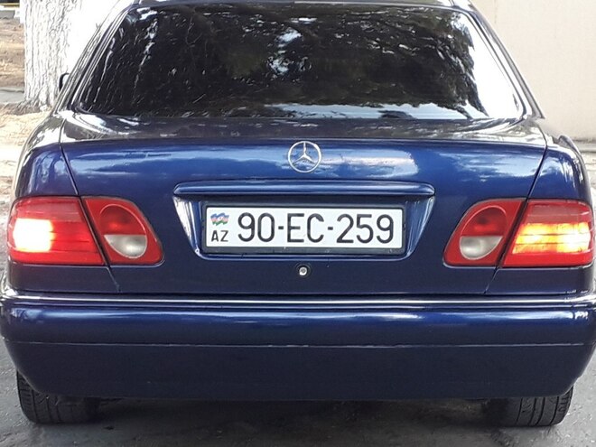 Mercedes E 230 1996, 340,000 km - 2.3 l - Sumqayıt