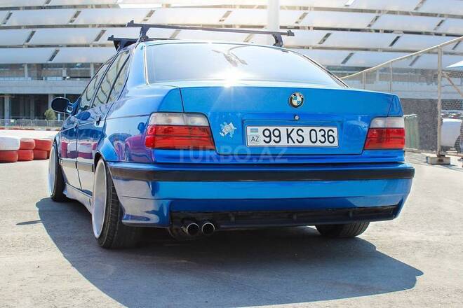 BMW 320 1994, 283,000 km - 2.5 л - Bakı