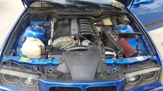BMW 320 1994, 283,000 km - 2.5 л - Bakı