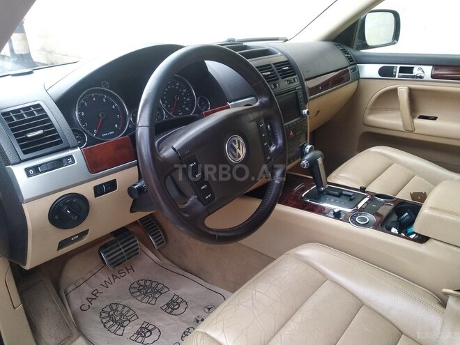 Volkswagen Touareg 2006, 189,000 km - 4.2 л - Bakı