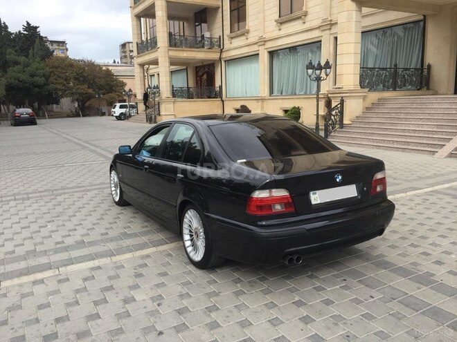 BMW 528 1999, 249,760 km - 2.8 l - Xırdalan
