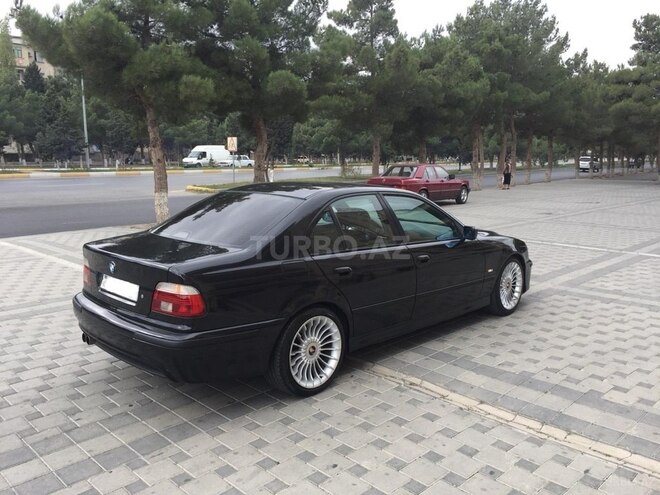 BMW 528 1999, 249,760 km - 2.8 l - Xırdalan