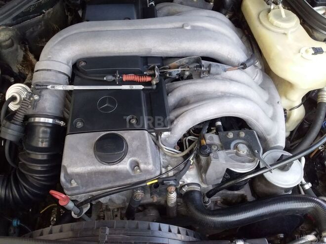 Mercedes E 300 1995, 34,567 km - 0.3 l - İsmayıllı