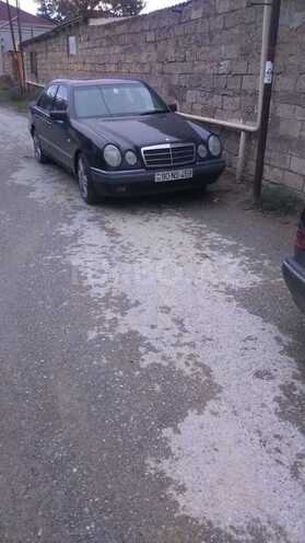 Mercedes E 230 1998, 335,086 km - 2.3 l - Bakı