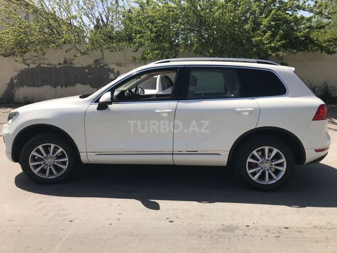 Volkswagen Touareg 2010, 110,700 km - 3.6 l - Bakı