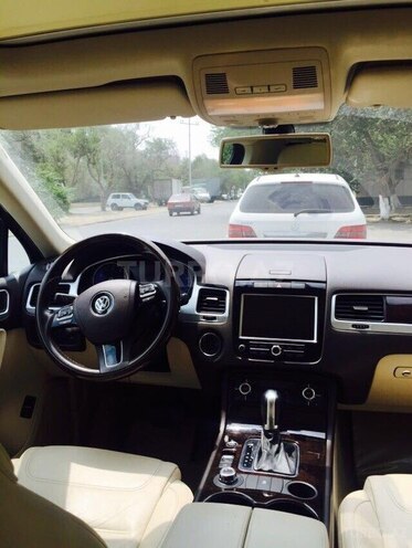 Volkswagen Touareg 2010, 110,700 km - 3.6 l - Bakı