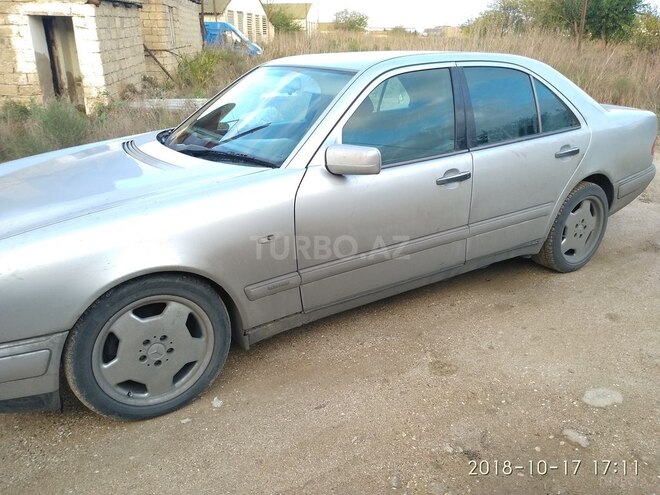 Mercedes E 320 1995, 480,000 km - 3.2 л - Bakı