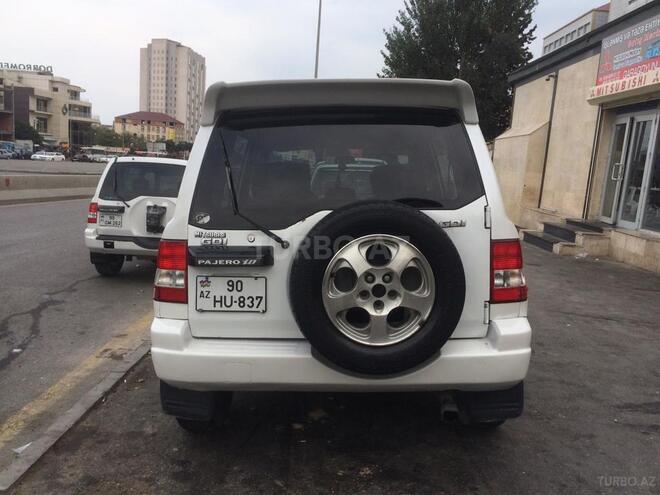 Mitsubishi Pajero io 1999, 220,000 km - 1.8 l - Bakı