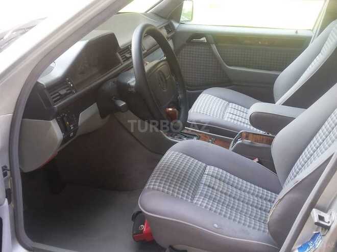 Mercedes E 320 1995, 235,000 km - 3.2 l - Xırdalan