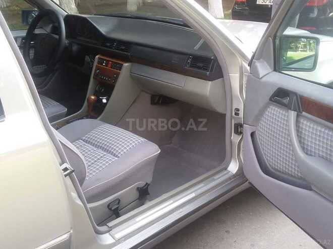 Mercedes E 320 1995, 235,000 km - 3.2 l - Xırdalan