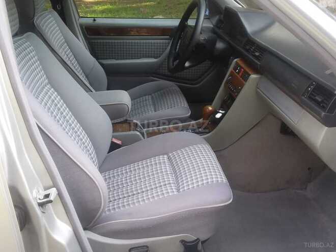 Mercedes E 320 1995, 235,000 km - 3.2 l - Xırdalan