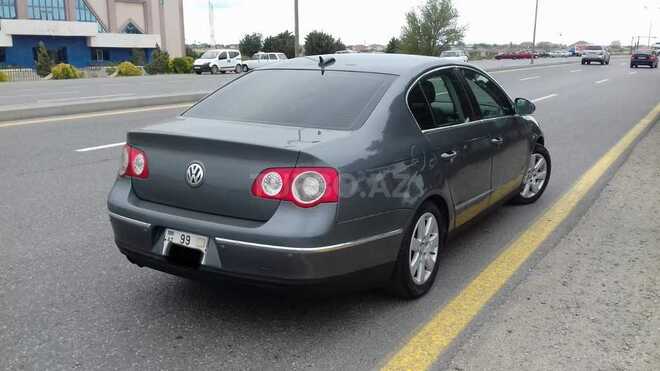 Volkswagen Passat 2005, 265,000 km - 2.0 l - Bakı