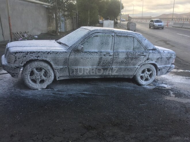 Mercedes 190 1991, 232,263 km - 2.0 l - Bakı