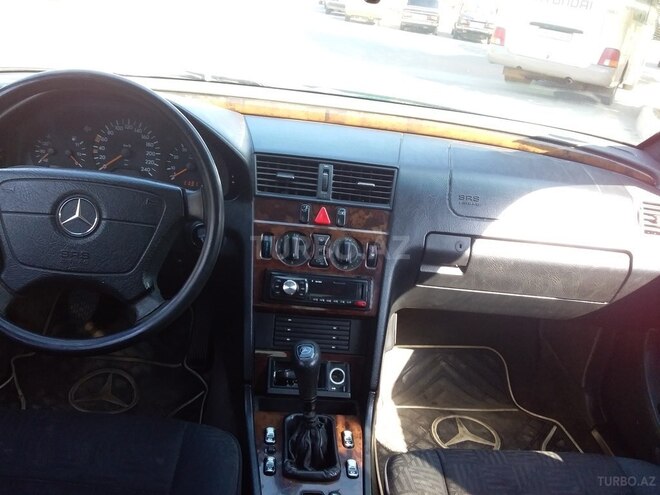 Mercedes C 180 1997, 378,000 km - 1.8 l - Şirvan
