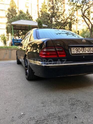 Mercedes E 320 2000, 249,000 km - 3.2 l - Bakı