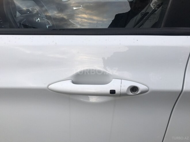 Hyundai Accent 2012, 141,000 km - 1.6 l - Bakı