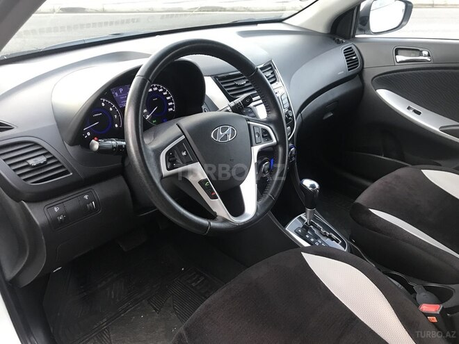 Hyundai Accent 2012, 141,000 km - 1.6 l - Bakı