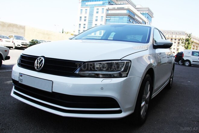 Volkswagen Jetta 2015, 88,000 km - 2.0 l - Bakı