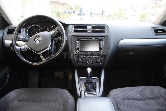 Volkswagen Jetta 2015, 88,000 km - 2.0 l - Bakı