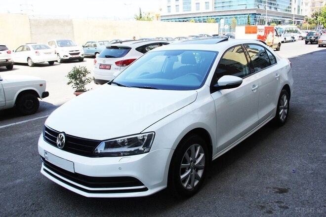Volkswagen Jetta 2015, 88,000 km - 2.0 l - Bakı