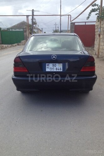 Mercedes C 200 2000, 270,000 km - 2.0 l - Bakı