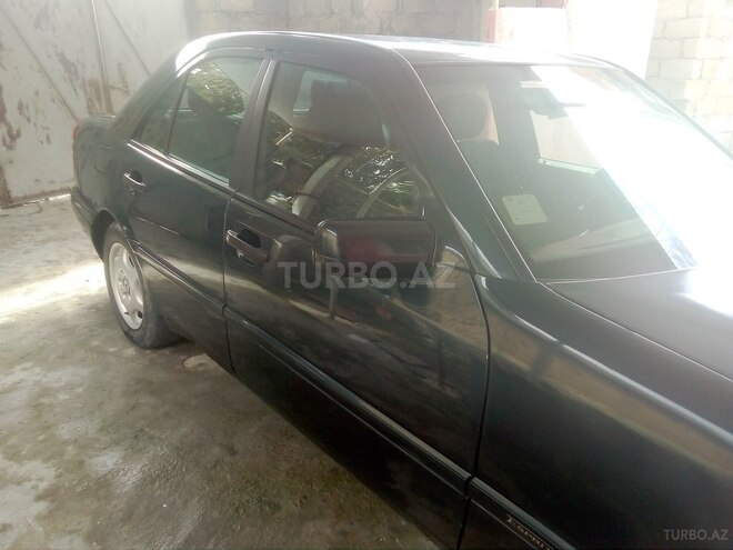 Mercedes C 180 1995, 252,000 km - 1.8 l - Şəki
