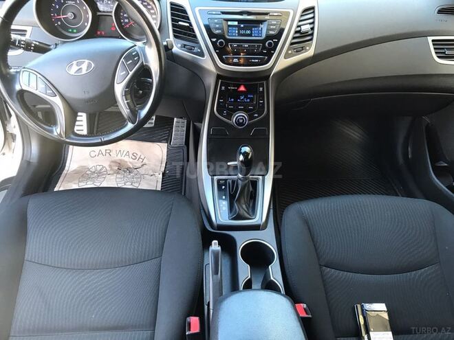 Hyundai Elantra 2014, 107,000 km - 1.8 l - Bakı