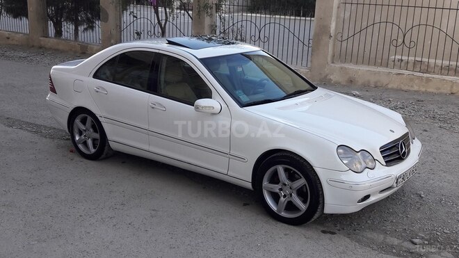 Mercedes C 240 2002, 201,000 km - 2.4 l - Bakı