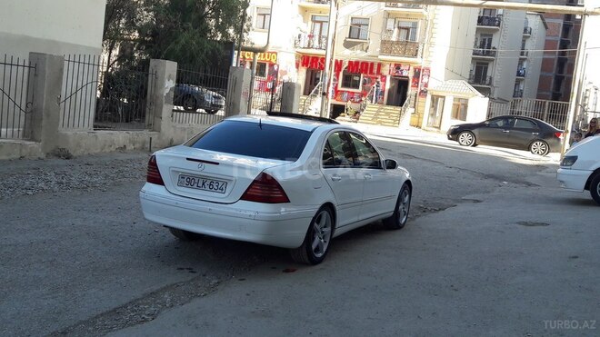 Mercedes C 240 2002, 201,000 km - 2.4 l - Bakı