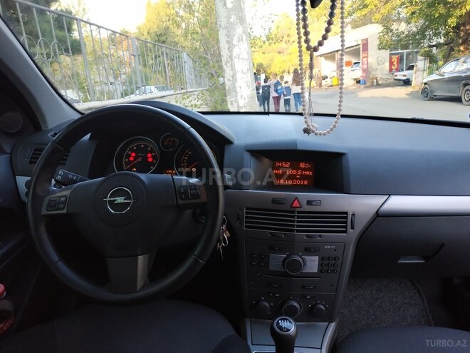 Opel Astra 2006, 253,000 km - 1.4 l - Bakı