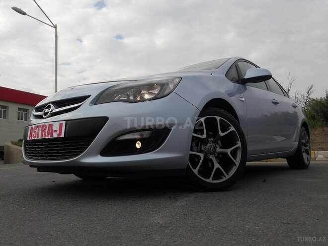 Opel Astra 2014, 86,150 km - 1.4 l - Bakı