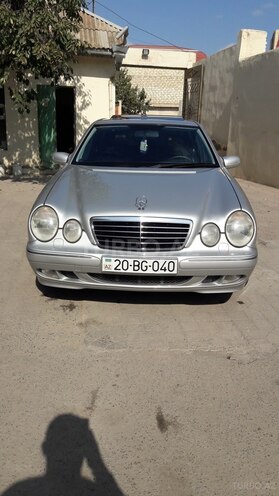 Mercedes E 240 2000, 247,000 km - 2.6 л - Gəncə