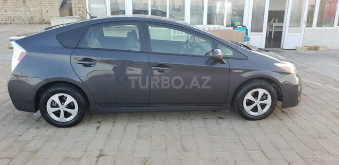 Toyota Prius 2013, 72,000 km - 1.8 л - Bakı