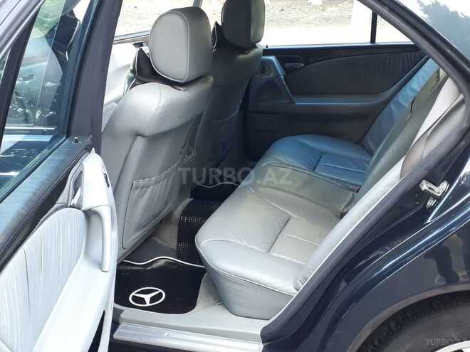 Mercedes E 240 1998, 246,000 km - 2.4 l - Sumqayıt