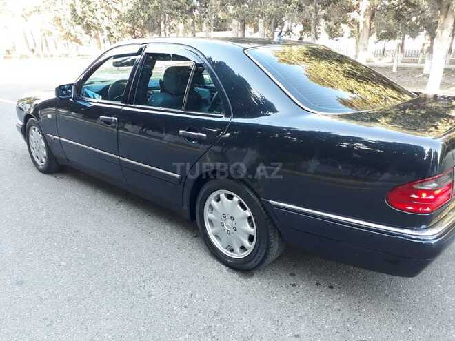 Mercedes E 240 1998, 246,000 km - 2.4 l - Sumqayıt