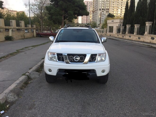 Nissan Navara 2014, 98,000 km - 2.5 l - Bakı