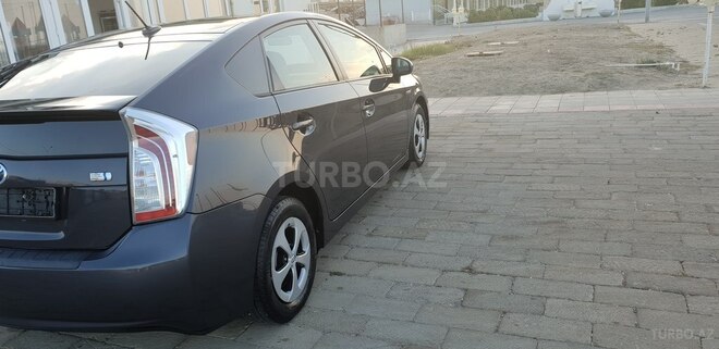 Toyota Prius 2013, 72,000 km - 1.8 л - Bakı