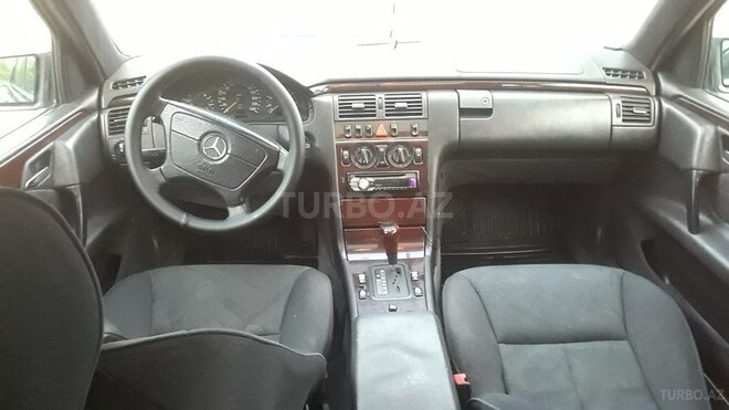 Mercedes E 230 1996, 389,872 km - 2.3 l - Bakı