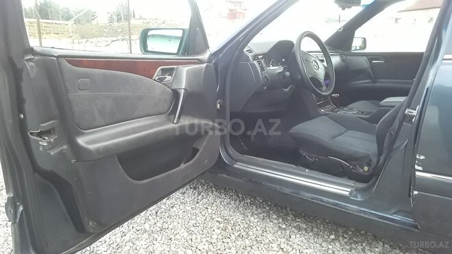 Mercedes E 230 1996, 389,872 km - 2.3 l - Bakı