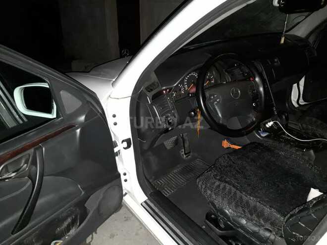 Mercedes E 220 2002, 350,000 km - 2.2 l - Bakı