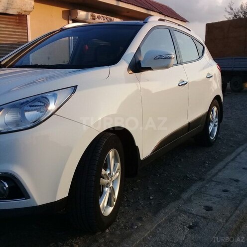 Hyundai ix35 2010, 123,500 km - 2.0 л - Bakı