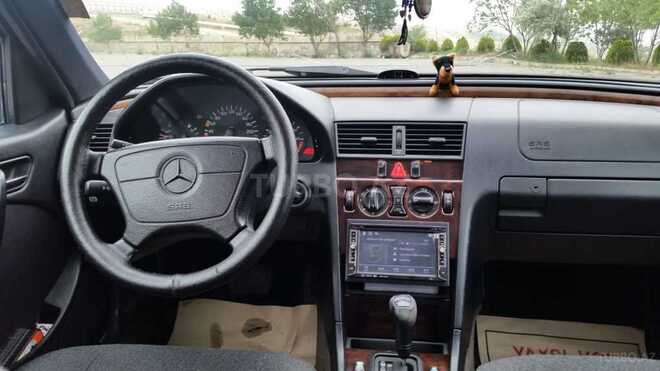 Mercedes C 200 1997, 260,000 km - 2.0 l - Bakı