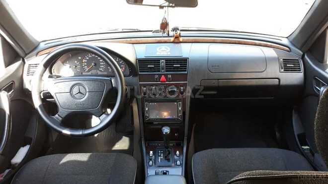 Mercedes C 200 1997, 260,000 km - 2.0 l - Bakı
